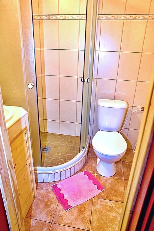 Penzion Radošov ubytování v soukromí Kyselka  Esterno foto